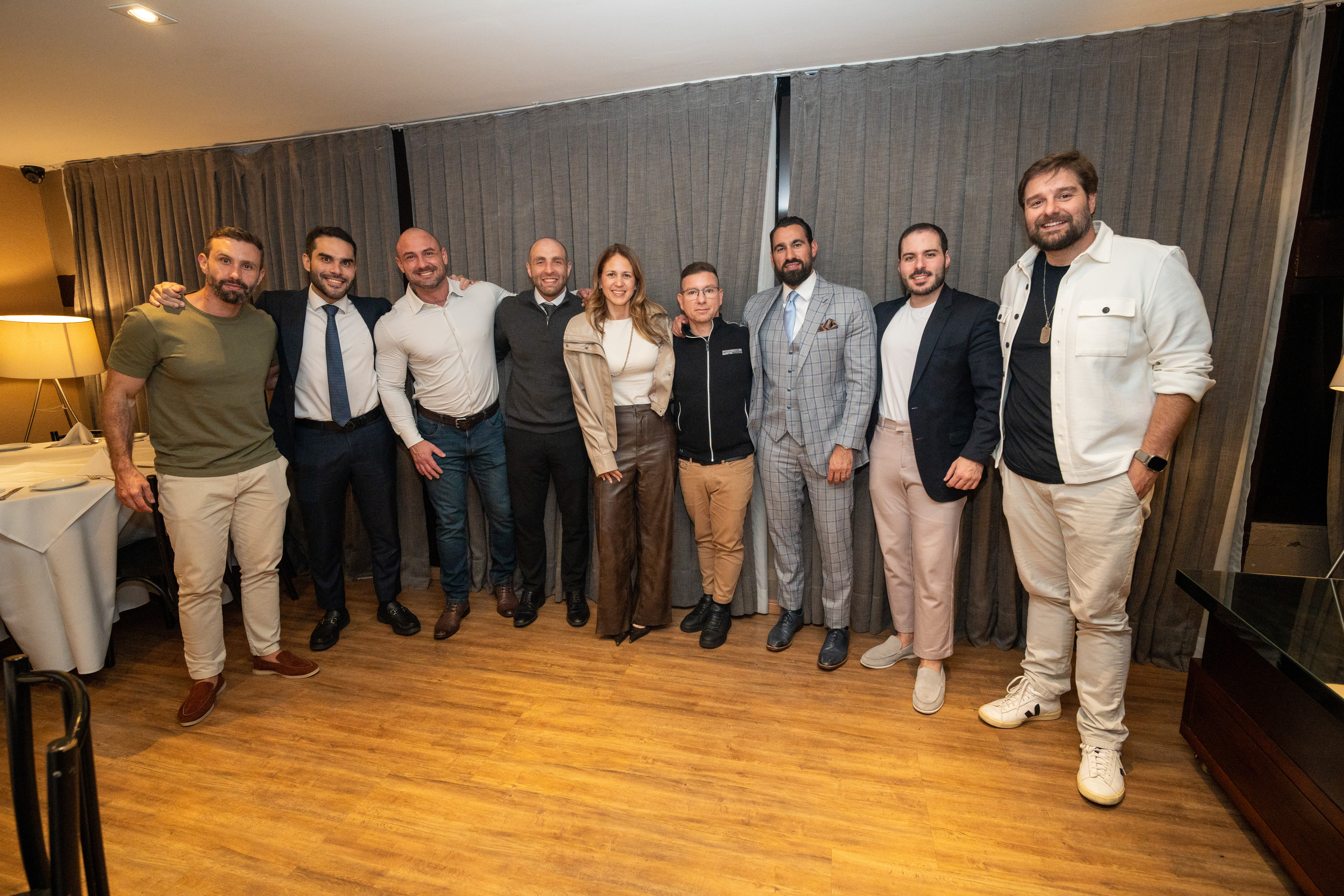 Grupo de convidados do Jantar Olfativo